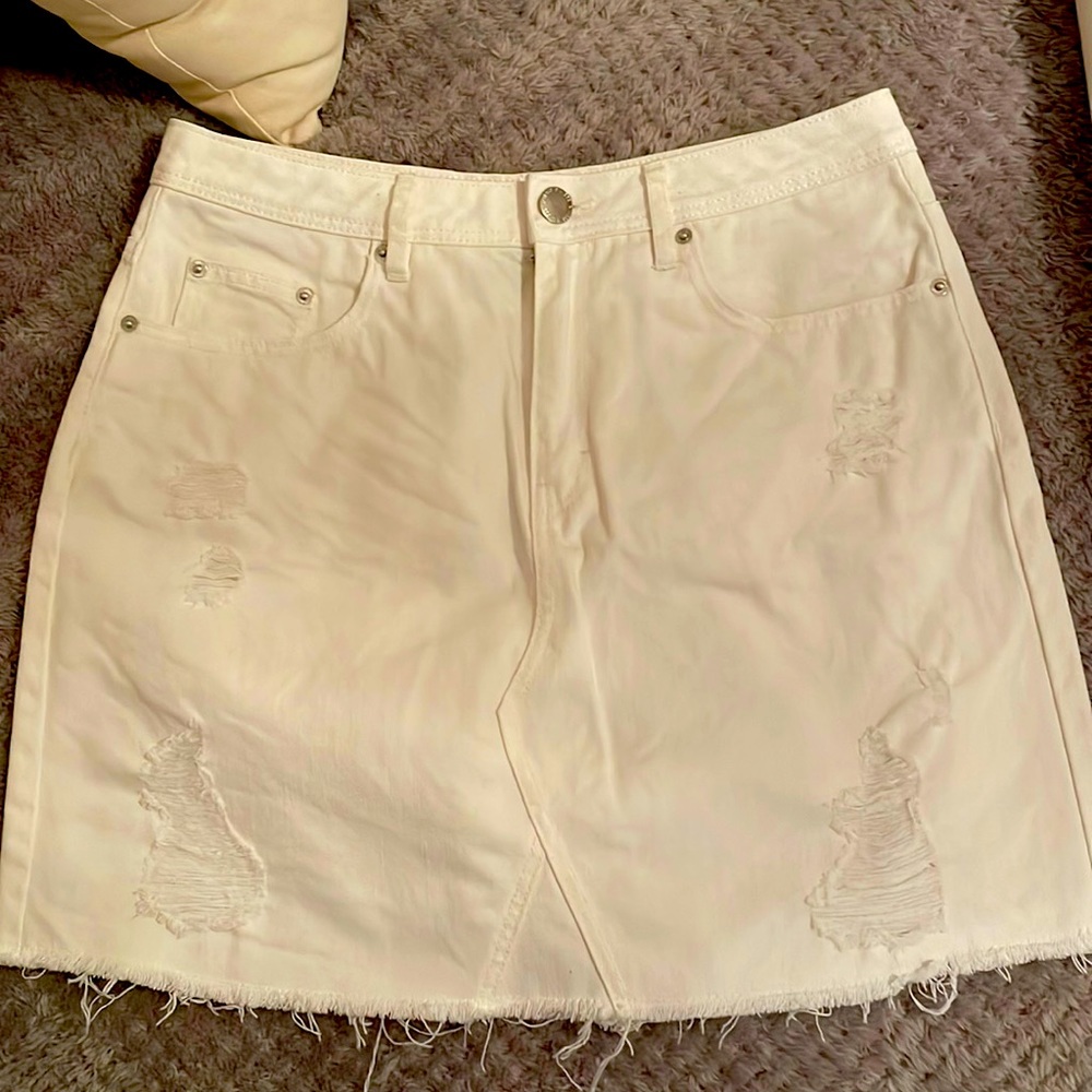 Divided H&M bright white jean skirt